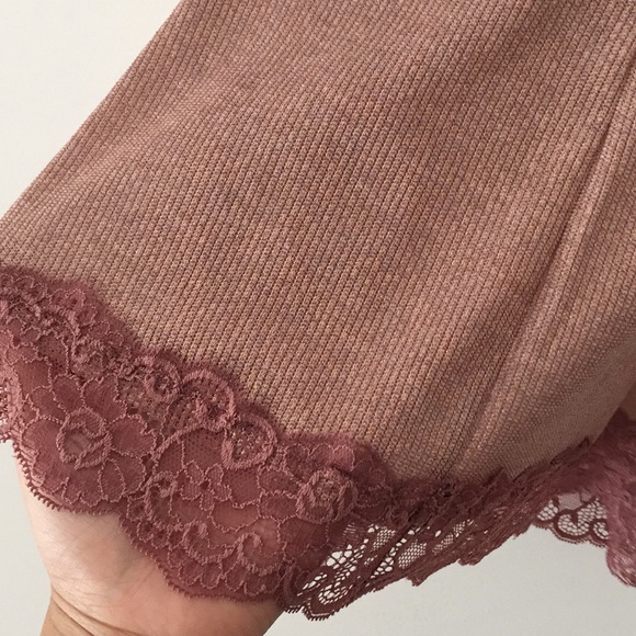 Intimissimi Sequin & lace camisole top. S - Picture 8 of 11